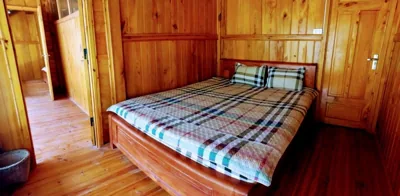 Camera matrimoniale Deluxe con balcone — Madame View Homestay